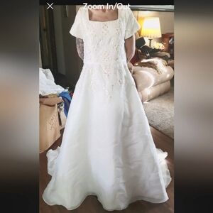 EDENS BRIDAL WEDDING DRESS SIZE 18